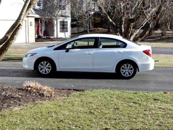 Honda Civic LX Priced to Sell! for sale in Pittsford, NY – photo 15