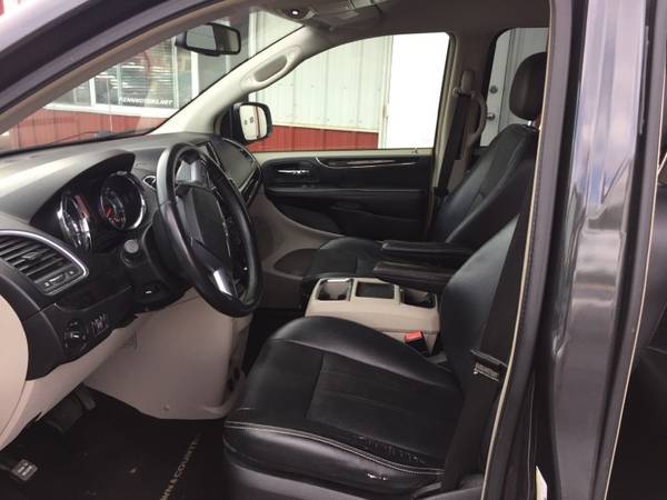 2012 Chrysler Town Country 4dr Wgn Touring for sale in Ottawa, IL – photo 7