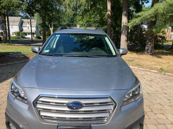 2017 Subaru outback 2 5i Premium Wagon 4D for sale in West Hartford, CT – photo 6