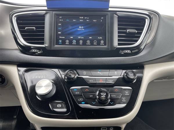2020 Chrysler Pacifica Touring L van GRAY - - by for sale in Mission, TX – photo 24