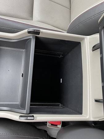 2016 Kia Sedona 4d Wagon LX - - by dealer - vehicle for sale in Cincinnati, OH – photo 19
