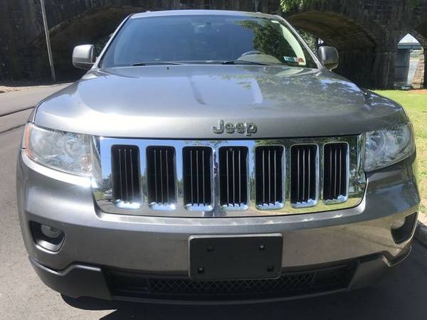 2013 Jeep Grand Cherokee - Financing Available! - cars & trucks - by... for sale in Morrisville, NY – photo 8