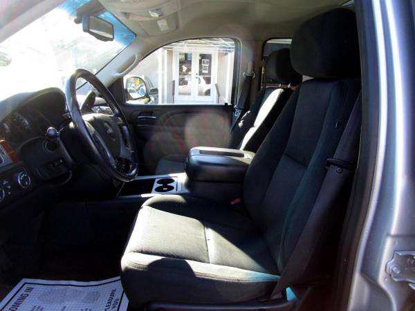 2011 GMC Yukon XL SLE-1 1/2 Ton 4WD BUY HERE/PAY HERE ! - cars & for sale in TAMPA, FL – photo 8