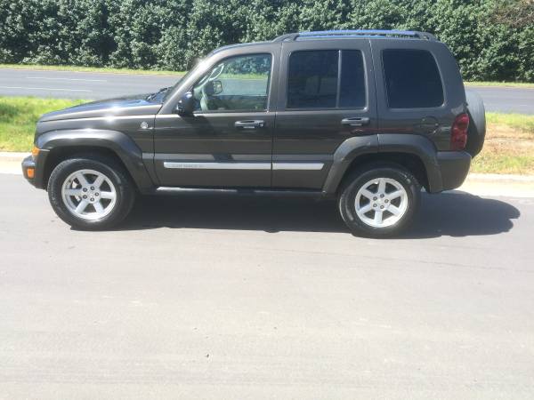 2005 Jeep Liberty Limited 4x4 75K miles for sale in Raleigh, NC – photo 2