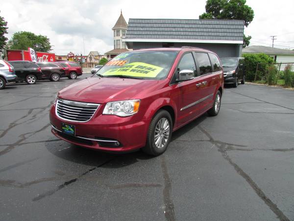 2016 CHRYSLER TOWN N COUNTRY TOURING L for sale in Galion, OH