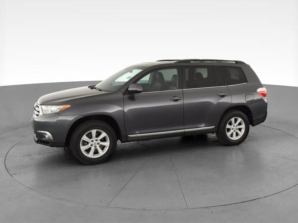 2013 Toyota Highlander Plus Sport Utility 4D suv Gray - FINANCE... for sale in Syracuse, NY – photo 4