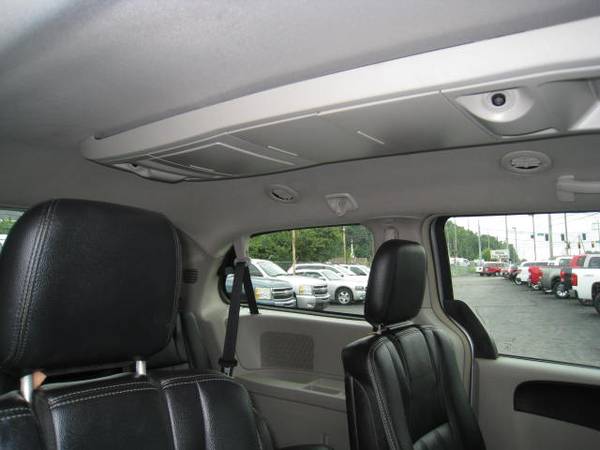 2014 Chrysler Town & Country for sale in Pleasure Ridge Park, KY – photo 23