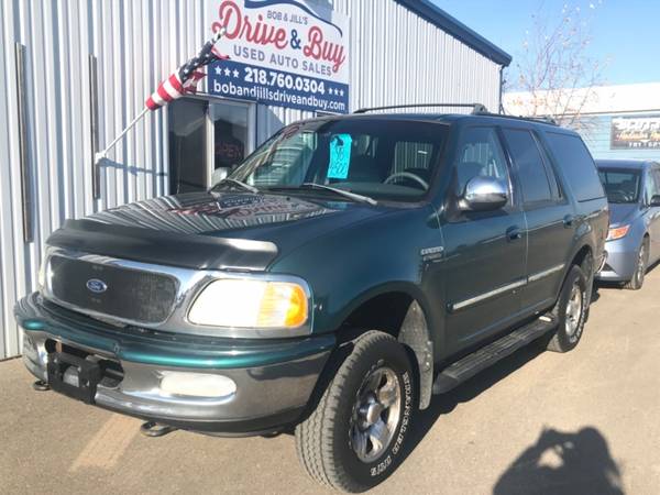 1998 Ford Expedition XLT -4WD with Cigarette lighter - cars & trucks... for sale in Bemidji, MN – photo 2