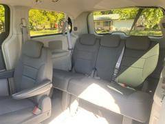 2010 chrysler town and country touring rear entertainment 3rd seat for sale in Bixby, OK – photo 7