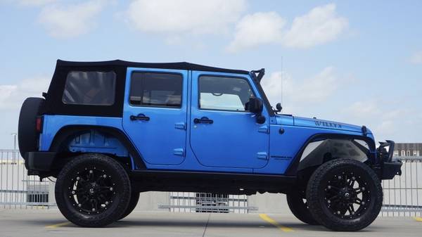 2015 Jeep Wrangler Unlimited *(( 6 SPEED MANUAL ))* CUSTOM JEEPS !!! for sale in Austin, TX – photo 10