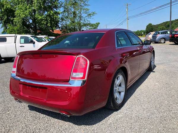 *2013 Chrysler 300- V6* Clean Carfax, Heated Leather, Spoiler, Books for sale in Dagsboro, DE 19939, MD – photo 4