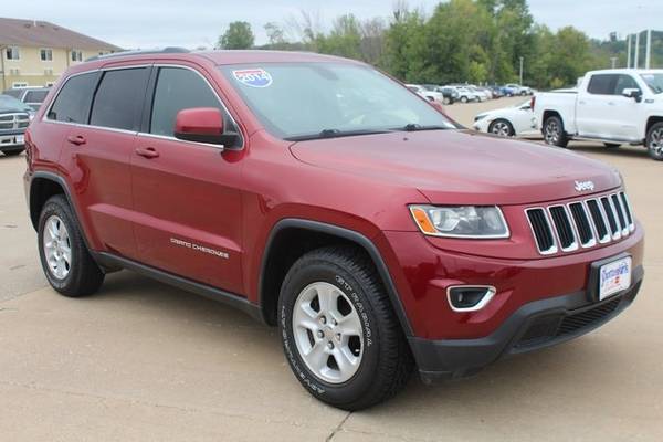 2014 Jeep Grand Cherokee Laredo suv Deep Cherry Red Crystal for sale in Fort Madison, IA – photo 5