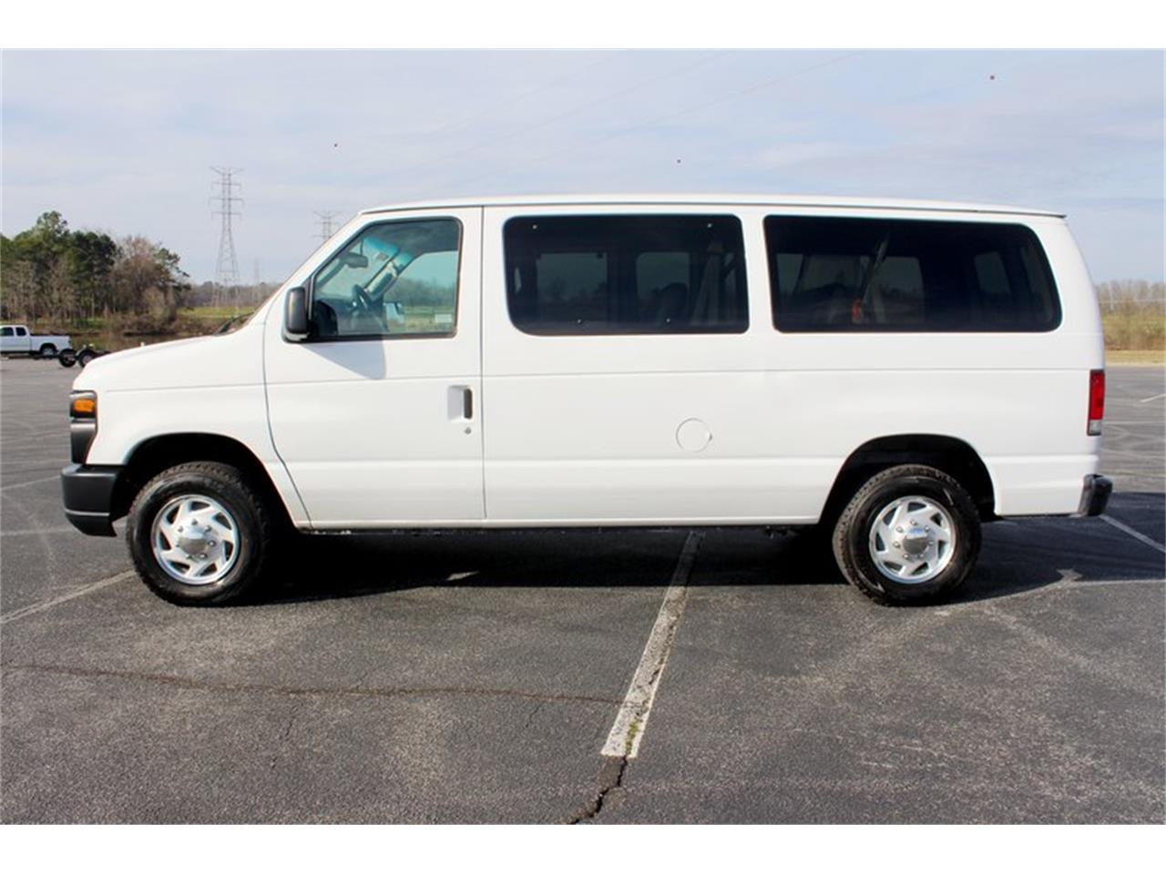 2014 Ford Econoline for sale in Lenoir City, TN – photo 13