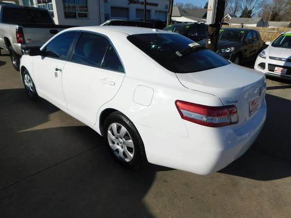 2010 Toyota Camry LE - - by dealer - vehicle for sale in Des Moines, IA – photo 4