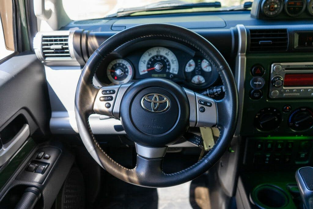 2011 Toyota FJ Cruiser 4WD for sale in Tucson, AZ – photo 15