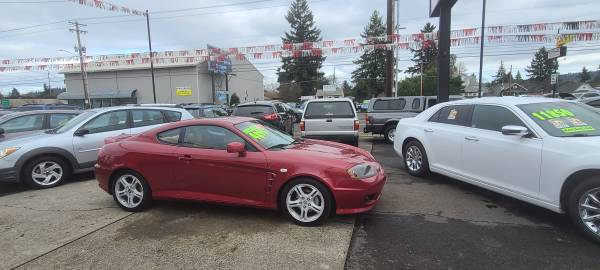2006 Hyundai Tiburon GT v-6/5speed manual - - by for sale in Portland, OR