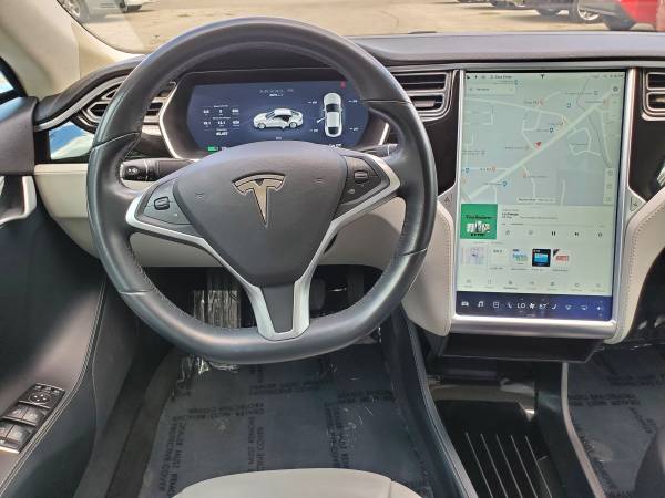 2015 Tesla Model S 85D AWD. Auto Pilot. 17" Touchscreen. Must SEE!!!... for sale in Marion, IA – photo 4