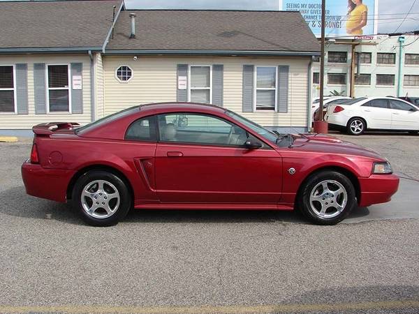 2004 Ford Mustang 2dr Cpe Standard . EZ Fincaning. As low as $600... for sale in SOUTH BEND, MI – photo 3