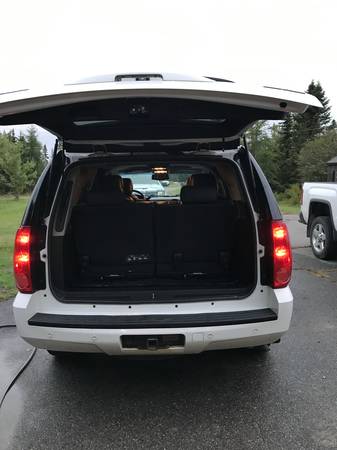 2011 Yukon SLT for sale in Wesley, ME – photo 8