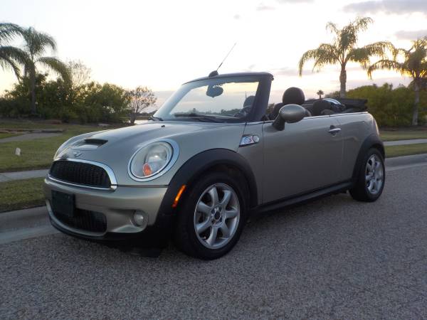 2009 mini cooper S convertible - cars & trucks - by owner - vehicle... for sale in Corpus Christi, TX – photo 2