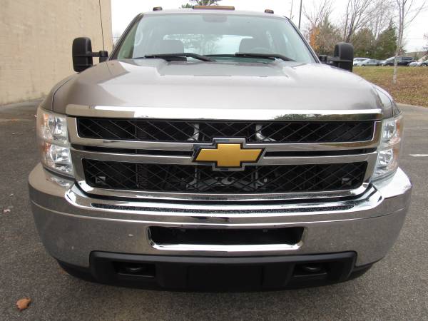** 2013 CHEVY SILVERADO 3500 * 27K MILES * LONG BED * DUALLY ** -... for sale in Fort Oglethorpe, GA – photo 8