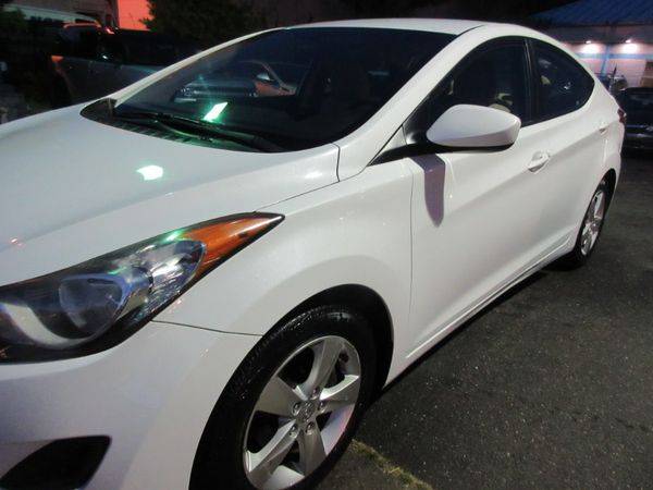 2011 Hyundai Elantra GLS ***Guaranteed Financing!!! for sale in Lynbrook, NY – photo 9