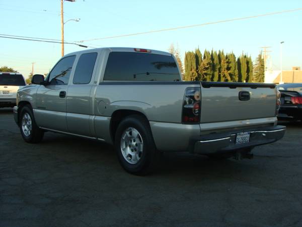 2007 Chevrolet Silverado ( classic ) 1500 extended cab LT 4 doors for sale in Tulare, CA – photo 4