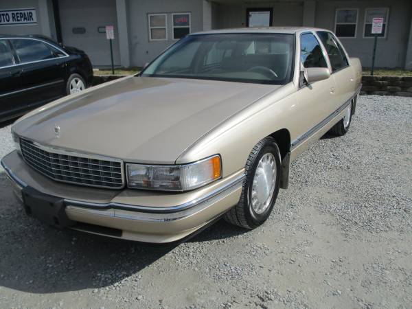 1996 Cadillac Deville *** LOW MILES *** for sale in Lincoln, NE – photo 2