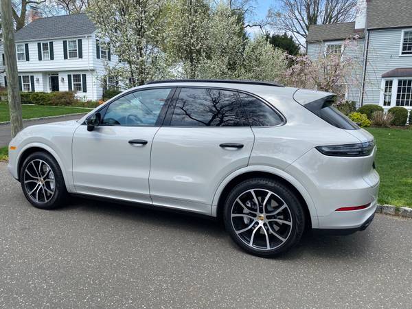2020 Porsche Cayenne Turbo for sale in Riverside, NY – photo 2