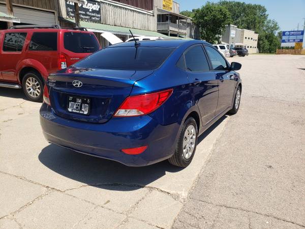 2016 HYUNDAI ACCENT - - by dealer - vehicle automotive for sale in Lawton, IA – photo 3