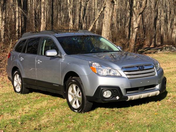 📲2013 SUBARU OUTBACK "LIMITED" AWD * SERVCD * EVERY OPTION *... for sale in Stratford, CT