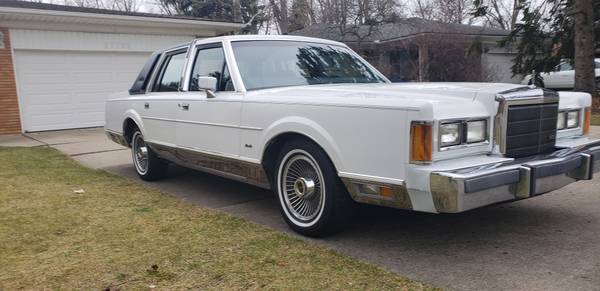 1989 Lincoln Town Car - cars & trucks - by owner - vehicle... for sale in Warren, MI – photo 19