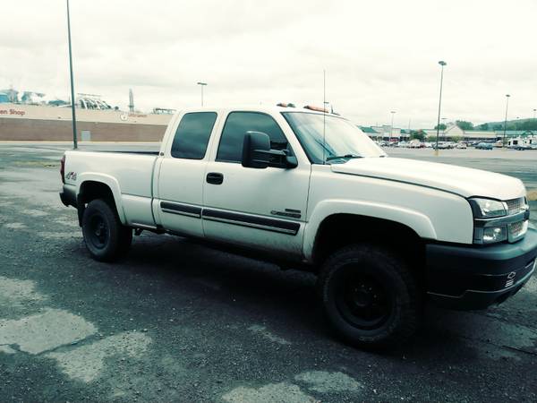 2005 Chevy 2500 HD duramax for sale in Coplay, PA – photo 2