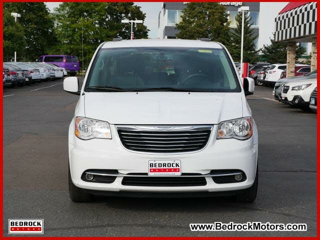 2015 Chrysler Town & Country Touring FWD for sale in Minneapolis, MN – photo 5