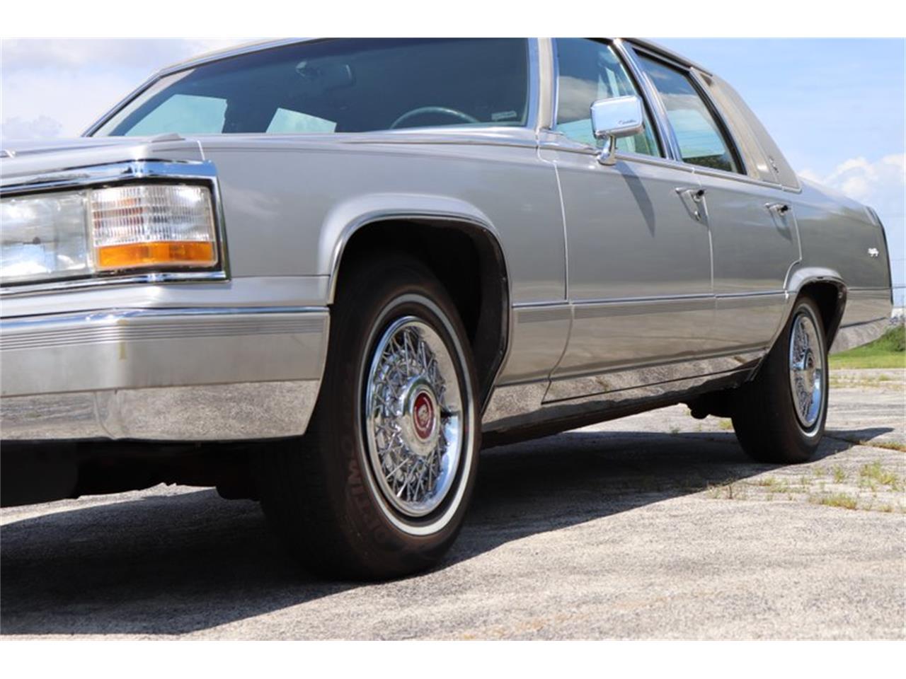 1991 Cadillac Brougham for sale in Alsip, IL – photo 24