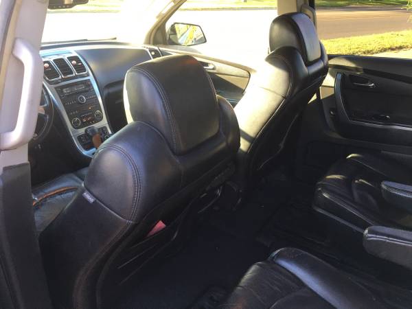08 GMC Acadia-clean, leather, no issues, cd with aux for sale in detroit metro, MI – photo 6