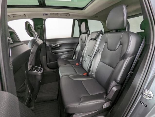 2020 Volvo XC90 T5 Momentum 7 Passenger for sale in Charlotte, NC – photo 41