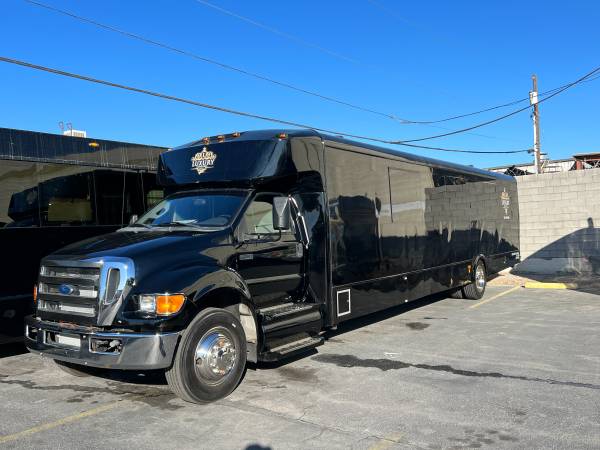 2011 Ford F750 Limousine (limo) BUS for sale - - by for sale in Las Vegas, NV – photo 3