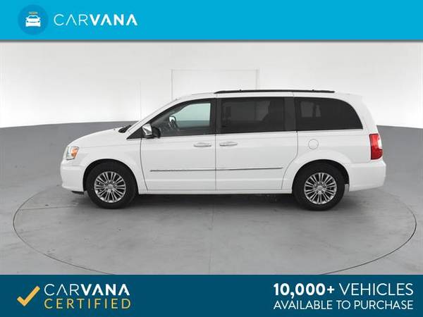 2016 Chrysler Town and Country Touring-L Minivan 4D mini-van White - for sale in Round Rock, TX – photo 7