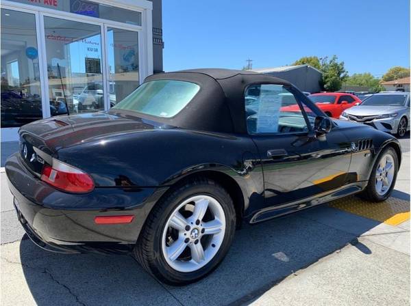 2001 BMW Z3 2 5i Roadster 2D - - by dealer - vehicle for sale in Concord, CA – photo 3