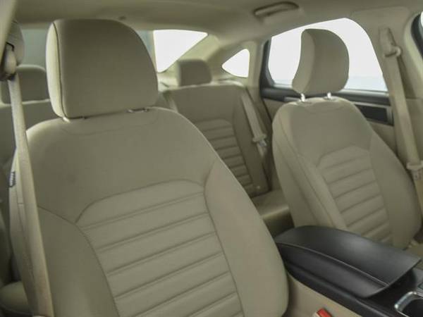 2018 Ford Fusion SE Hybrid Sedan 4D sedan Silver - FINANCE ONLINE for sale in Downey, CA – photo 5