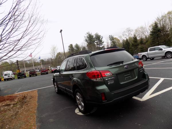 2013 Subaru Outback 4dr Wgn H4 Auto 2 5i Limited for sale in Derry, VT – photo 5
