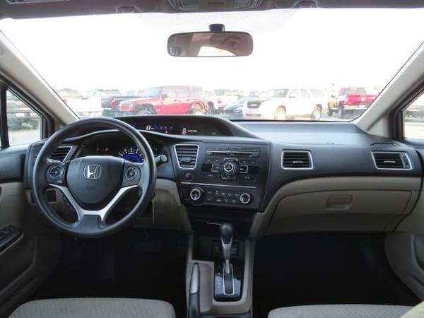 2014 Honda Civic LX Sedan 4D 4-Cyl, i-VTEC, 1 8 Liter for sale in Council Bluffs, NE – photo 11