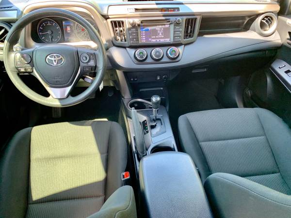 2017 TOYOTA RAV4 low miles 30k ONE OWNER XLE for sale in Peoria, AZ – photo 16