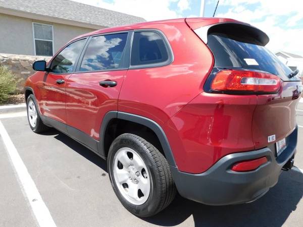 2016 Jeep Cherokee Sport hatchback Deep Cherry Red Crystal Pearlcoat for sale in El Paso, TX – photo 8