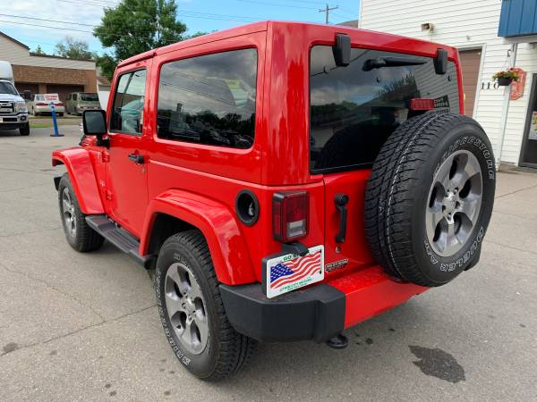 ★★★ 2018 Jeep Wrangler Sahara 4x4 / 15k Miles ★★★ for sale in Grand Forks, MN – photo 8