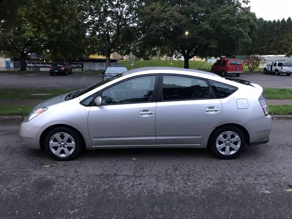 2004 TOYOTA PRIUS (Clean Title & W/ 128k Miles) for sale in Portland, OR – photo 2