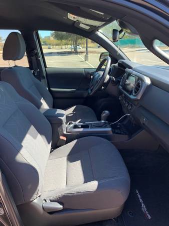 2019 Toyota Tacoma TRD Sport Double Cab 5ft Like New for sale in Wilmington, NC – photo 7