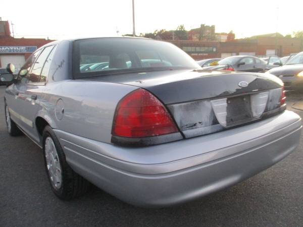 2009 Ford Crown Vic Police **Well Maintain/Reliable & drives great**... for sale in Roanoke, VA – photo 4