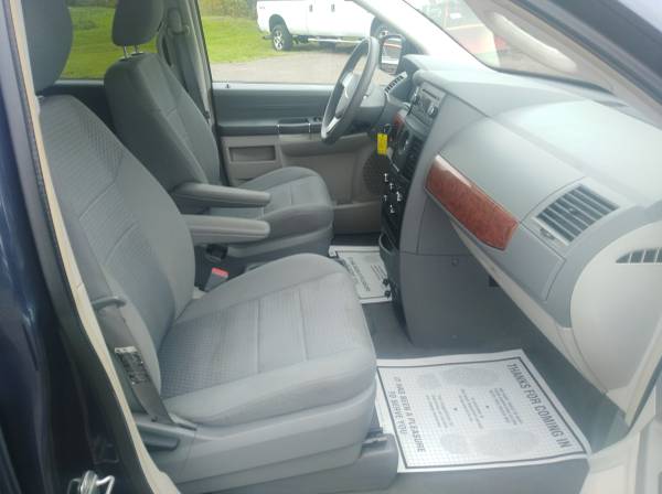 2008 Chrysler Town N Country LX Mini Van( Stow N Go, Affordable) for sale in Forest Lake, MN – photo 19